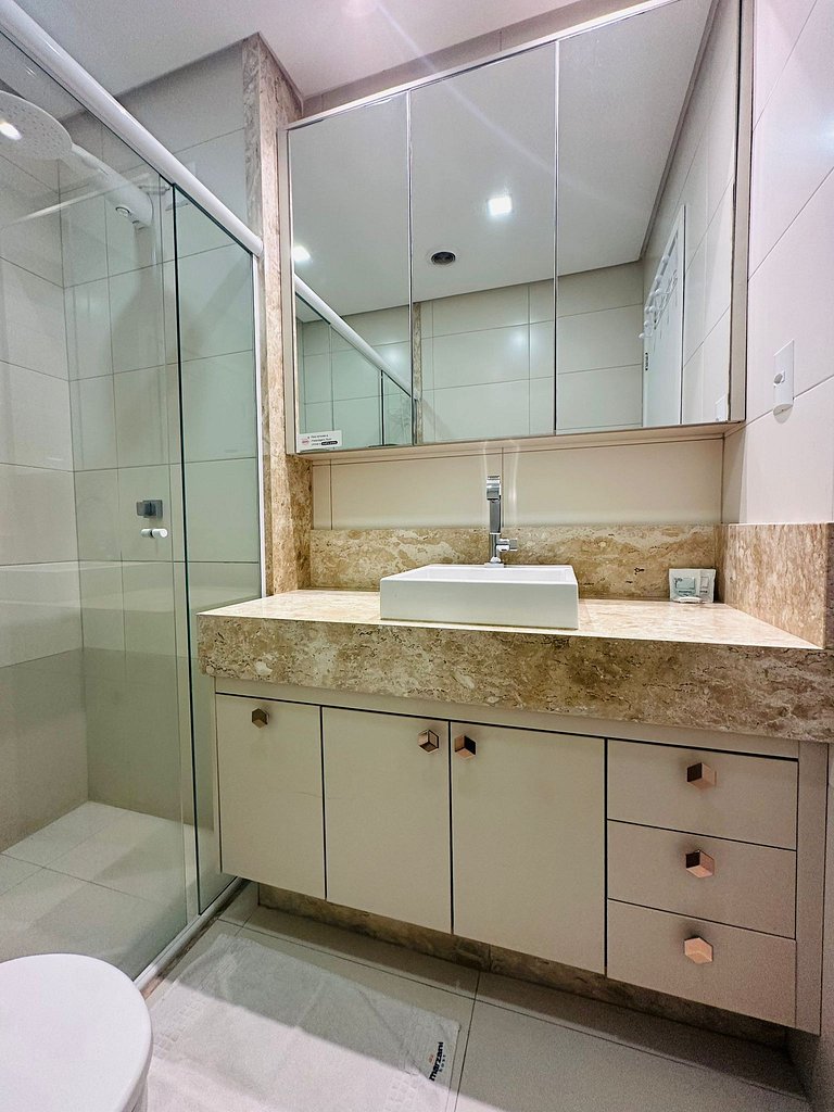 Apt. 2Q LUX - ao lado do Shopping Flamboyant