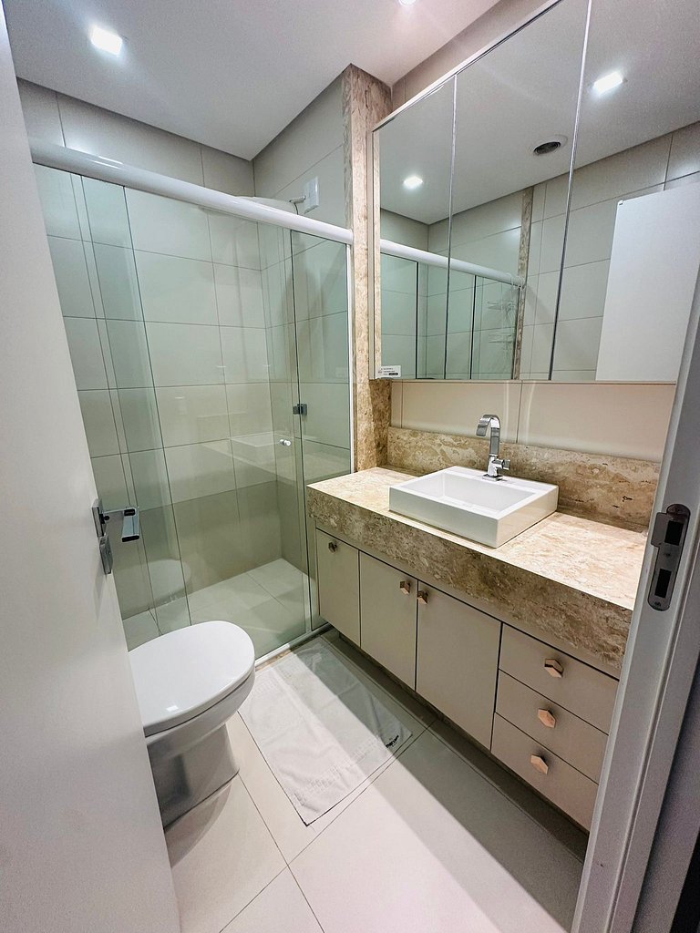 Apt. 2Q LUX - ao lado do Shopping Flamboyant