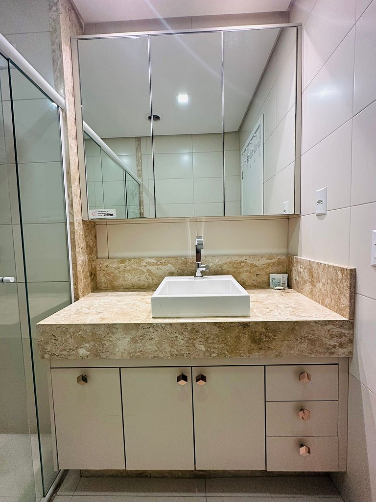 Apt. 2Q LUX - ao lado do Shopping Flamboyant